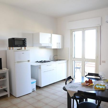 Surra Mediterranean Apartments Шикли Екстериор снимка