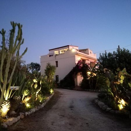 Surra Mediterranean Apartments Шикли Екстериор снимка