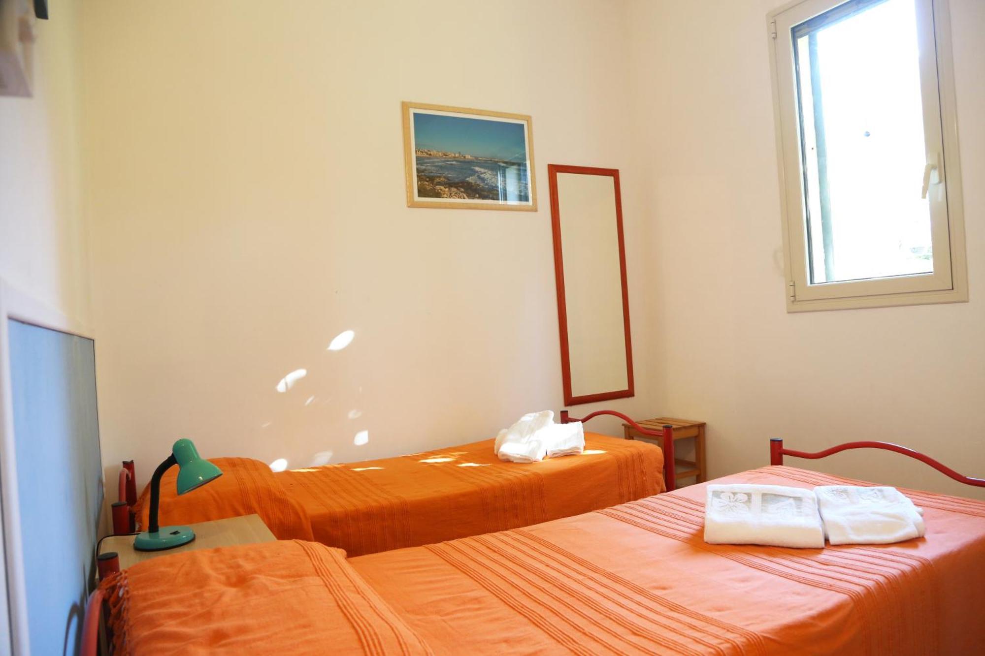 Surra Mediterranean Apartments Шикли Екстериор снимка
