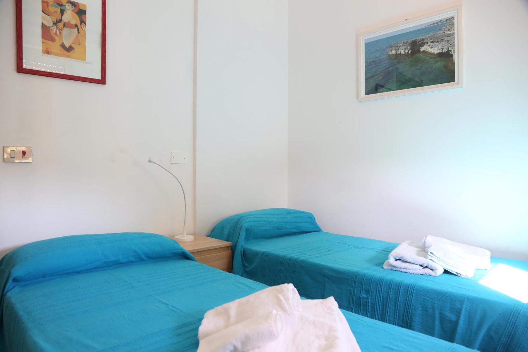 Surra Mediterranean Apartments Шикли Екстериор снимка