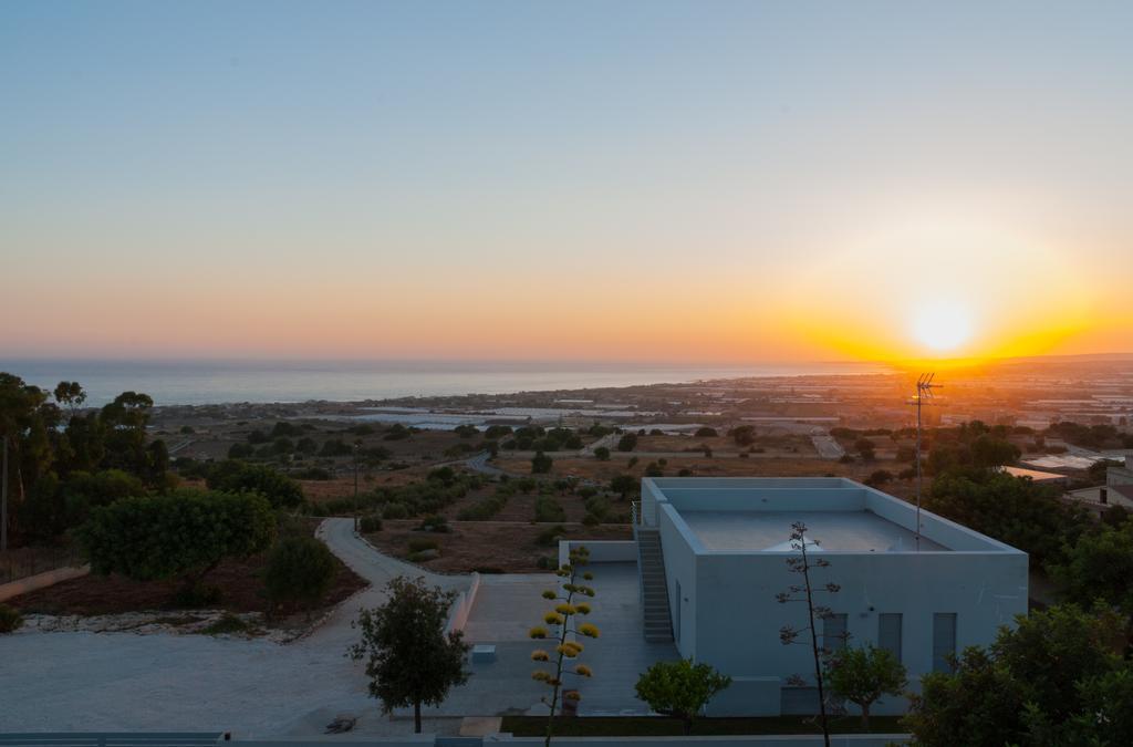 Surra Mediterranean Apartments Шикли Екстериор снимка